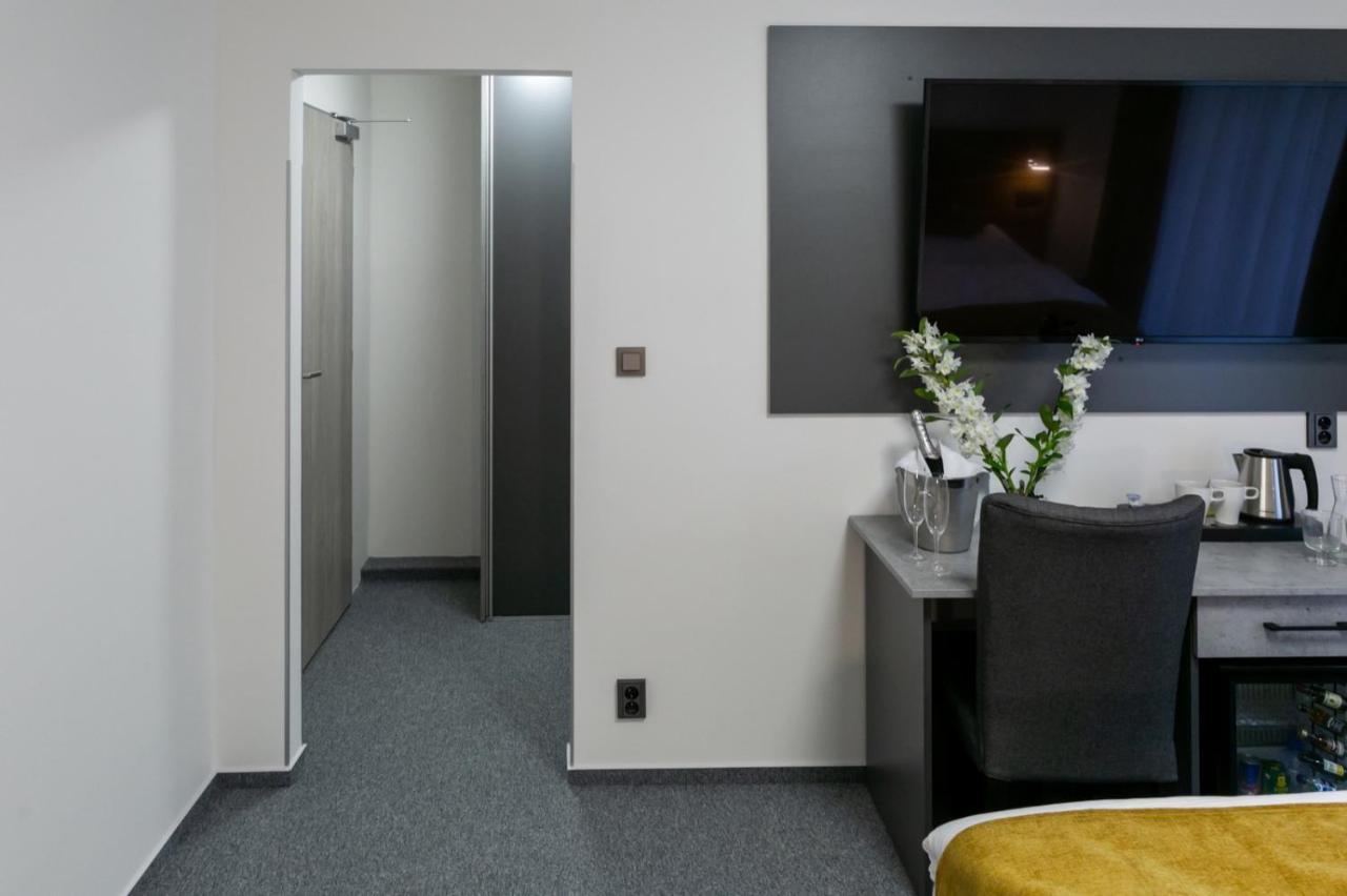 Wellness Hotel Edelweiss Ліберець Екстер'єр фото